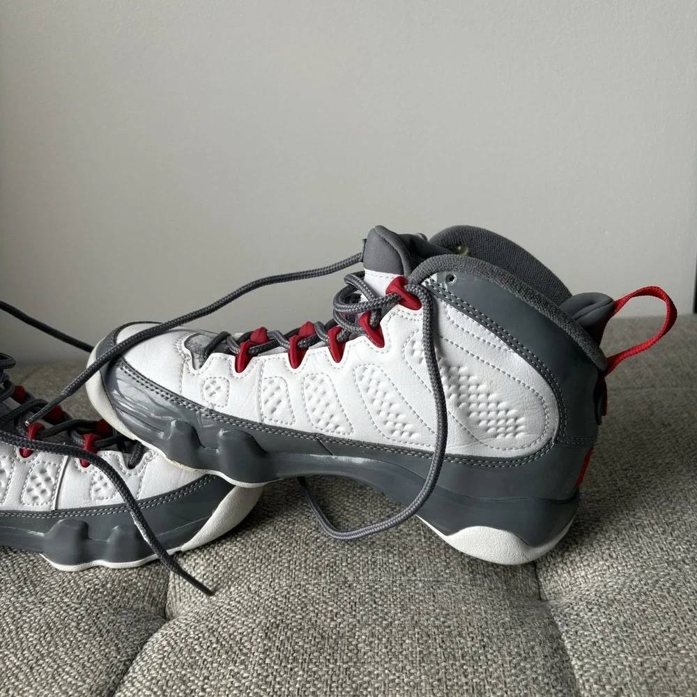 Nike Air Jordan Retro 9 IX 